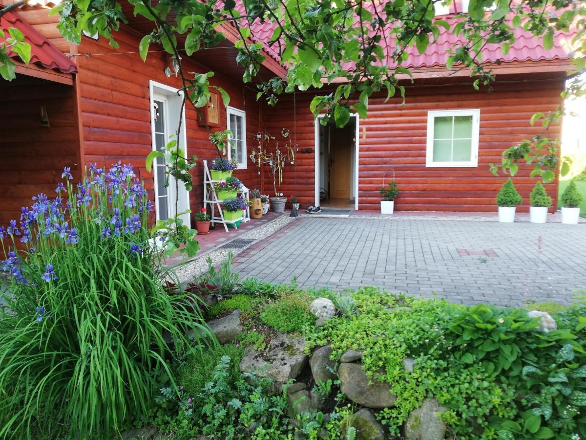 Privát Barborka Villa Óbeszterce Kültér fotó
